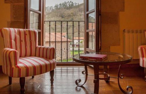 Casona De La Salceda - Photo 30