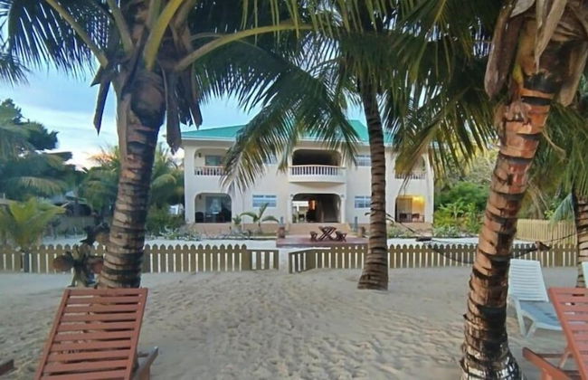 Seashell Beach Villa - Photo 31