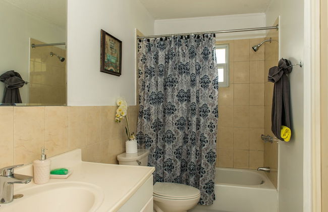 The Beach House II Bedroom with - Foto 27