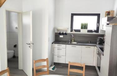 Ferienhaus Laura 70qm bis 5 Gäste mit Fass-Sauna, Whirlpool April bis Oktober, 75qm Terrasse und eingezäunten Garten Haustiere willkommen - Photo 13