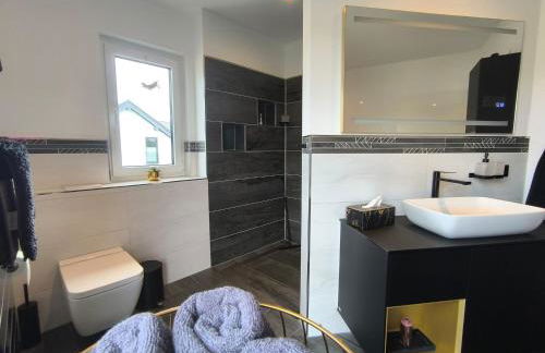 VILLA VULKANEIFEL -modern -familienfreundlich -Terrasse -Doppelgarage -ruhiger Lage - Foto 33