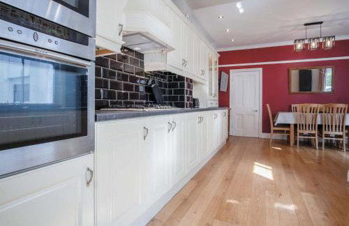 Overland Road – 4 Bedroom House – Mumbles - Foto 40
