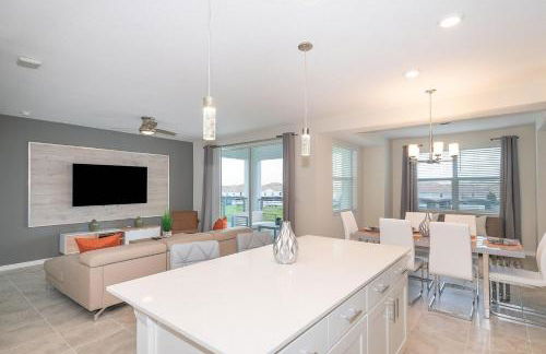 3111-302HM STOREY LAKE, CONDO 2/2 LAKE VIEW - Foto 1