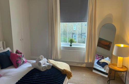 Stylish 1BR Teddington Flat Near Thames River - Foto 6