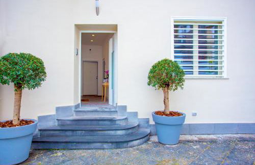 Cosmo 38 Luxury Apartments - Free Parking - Photo 48