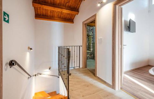 3 Bedroom Stunning Home In Brscici - Foto 23