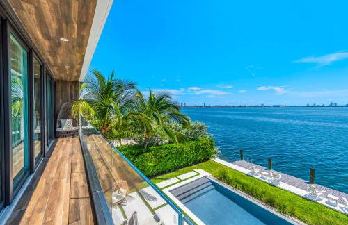 Best Bayfront View New construction w pool - Foto 44