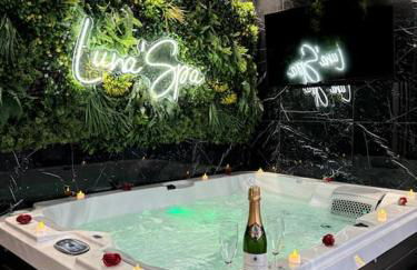 Love Room, Luna Spa APRÈS-MIDI 13h à 18h, créneau de 5h seulement et non une nuitée - Foto 1