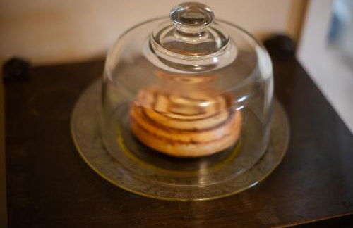 Sleeps 2 Private Entrance, Spa Tub, Near Casino - Foto 27