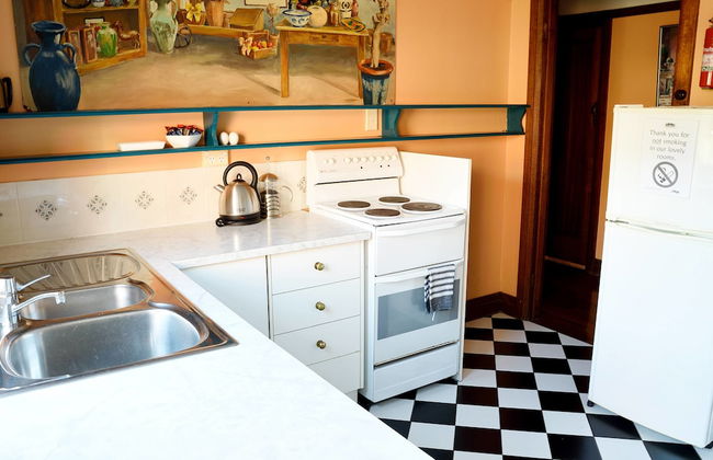 Apartments Downtown - Photo 14