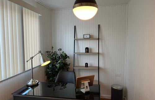 The B&W Haven 3BR private office by LI Ferry - Foto 29