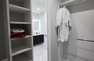 Casa Madrid Heated pool sleeps 8 - Foto 18