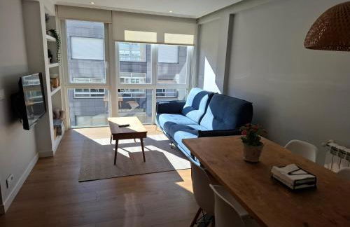 Apt Moderno céntrico y soleado - Foto 2