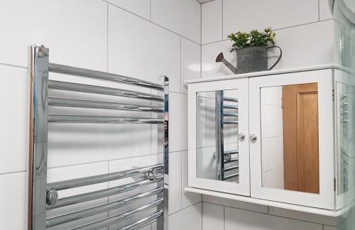 1 Bed Sleeps 2 Free Parking Pets Welcome - Foto 17