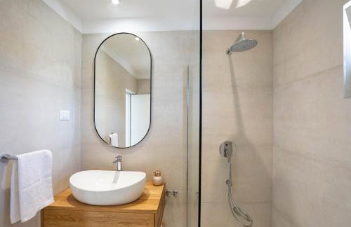 Holiday home Magic view with private heated pool - Photo 24