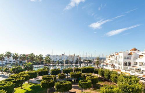 Just at the heart of the village - Photo 25