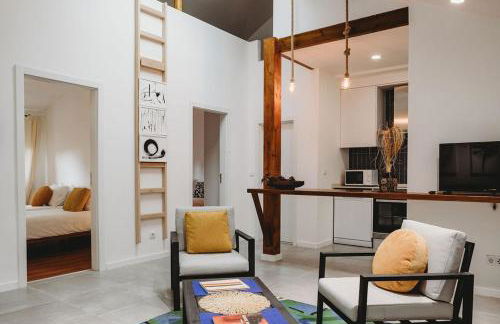 Artist’s corner in central Caldas - Photo 1