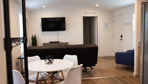 Modern 2-Bedroom Eucalyptus House - Foto 4