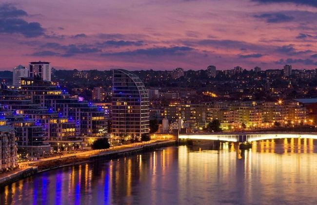 Battersea Reach Luxury Apartments - Photo 14