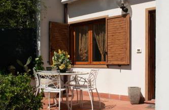 La villetta fonte antica "parcheggio privato" incluso ombrellone e 2 lettini nello stabilimento balneare - Photo 20