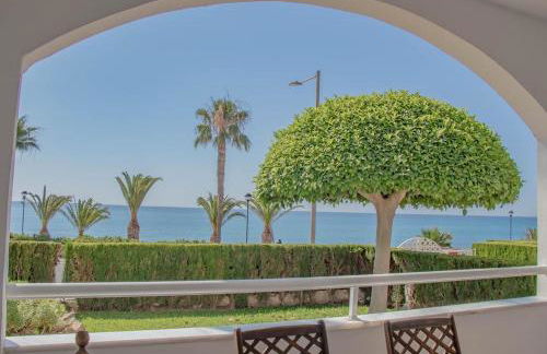 Apto Julia 1ª Línea De Playa - Foto 1