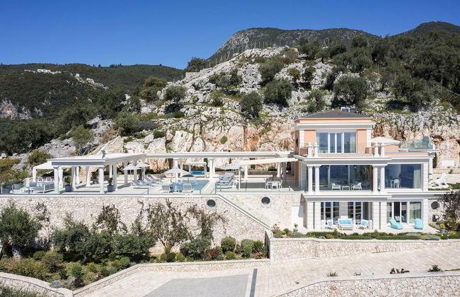 Villa Monte Leone by Konnect with Pool, Hot Tub, Spa Room & Stunning Seaview - Photo 37