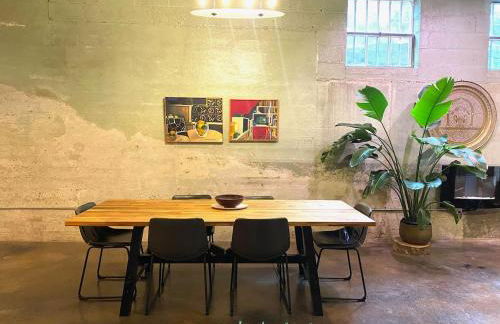 Modern City Loft Downtown Lynchburg VA LYH HUGE - Foto 43