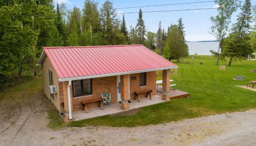 Lake Huron Escape Waterfront Firepit - Foto 3