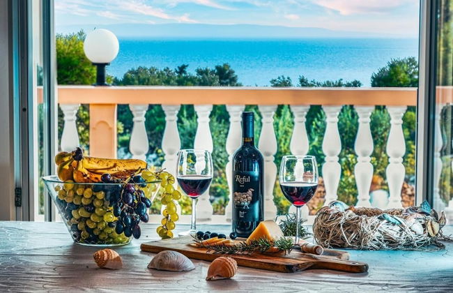 Villa Akulica With Heated Outdoor Pool and Seaview - Photo 58