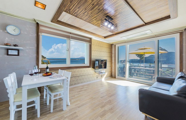 Namhae Oceanview Pension - Foto 17