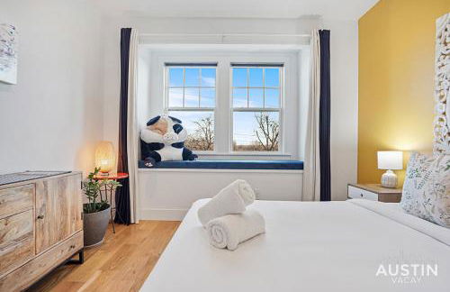 Impressive East Austin Gem Home That Has it All - Foto 33