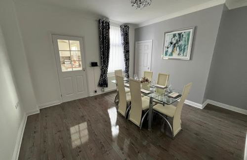 A great place to stay-2 Bedroom House - Foto 12