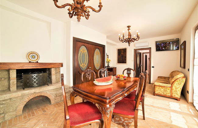 Villa on top of a Hill With an Enchanting View of Lake Bolsena - Foto 16