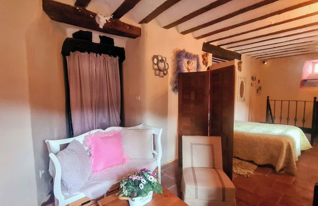 Charming Apartment With Beautiful Views in old Town of Cuenca - Photo 1