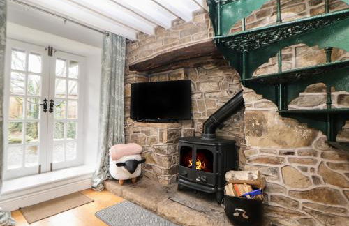 Bear Pit Cottage - Photo 8