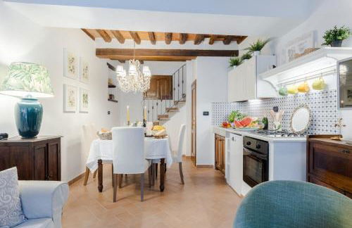 Rio delle Fate, a Fairytale Home along the Stream in Vorno, Lucca - Photo 34