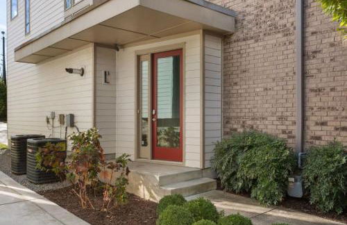 Downtown w Rooftop Deck 4 Bedrooms 3 Baths - Foto 27