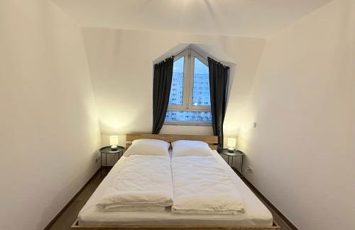 Modernes Apartment mit Balkon und Parkplatz nahe Uniklinik Magdeburg - Photo 2