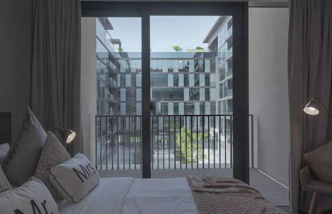 FAM Living - City Walk Mall - Photo 17