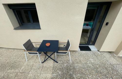 Ô'Bon'Endroit - Piscine, Calme, 20 min Lyon - Foto 19