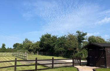 Cottage nestled in the heart of a stunning Suffolk Village - Foto 40
