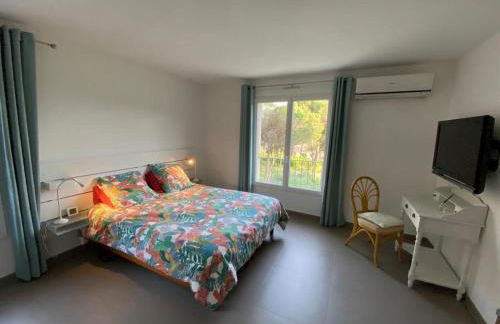 VILLA Saint Raphael Valescure Piscine Clim Wifi Golf - Foto 8