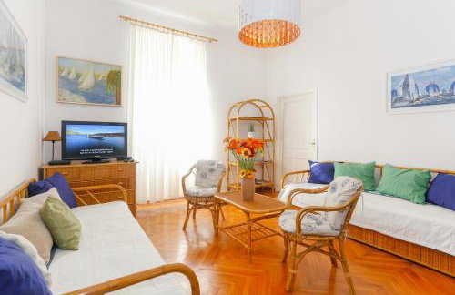 Beach Apartment Bacvice - Foto 33