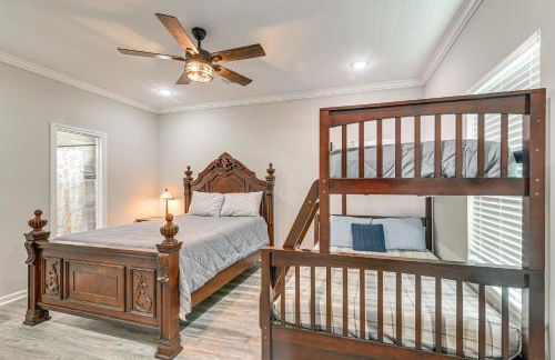 Group Getaway 1 Mi to Galveston Island State Park! - Photo 18