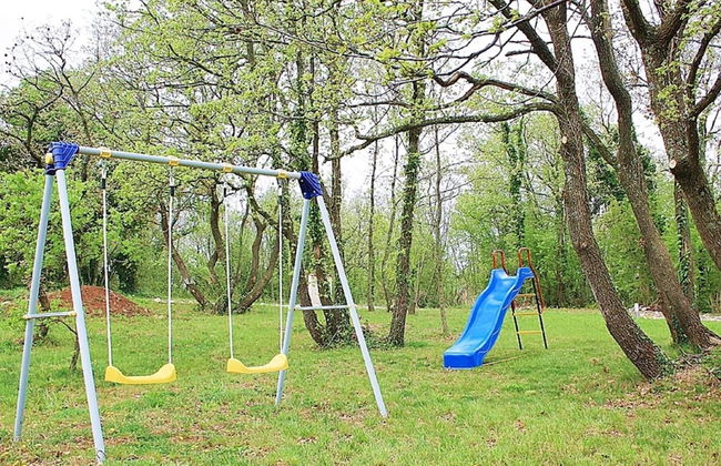 Adorable Villa With Pool & Covered Terrace Surrounded by Nauture - Foto 14