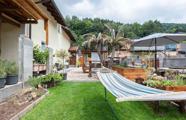 Modern Holiday Home in Pinsdorf With Garden - Foto 28