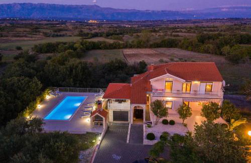 Vila Luna Apartments - Photo 3