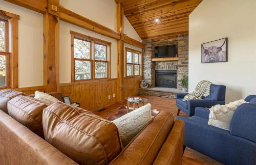 3BR Home w Hot Tub & Sunset Views Near SIUC - Foto 5