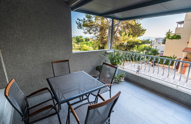 Modern apt Close to Znjan Beach, With big Terrace - Photo 16