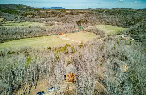Cabin 3 Mtn View Cabin Near River with Hot Tub and Fire Pit - Foto 31